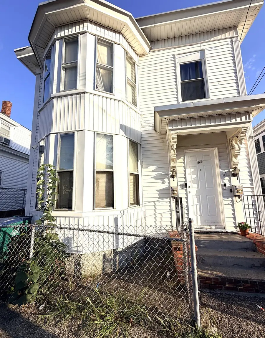 61 Pond St, Lowell, MA 01852 - #2