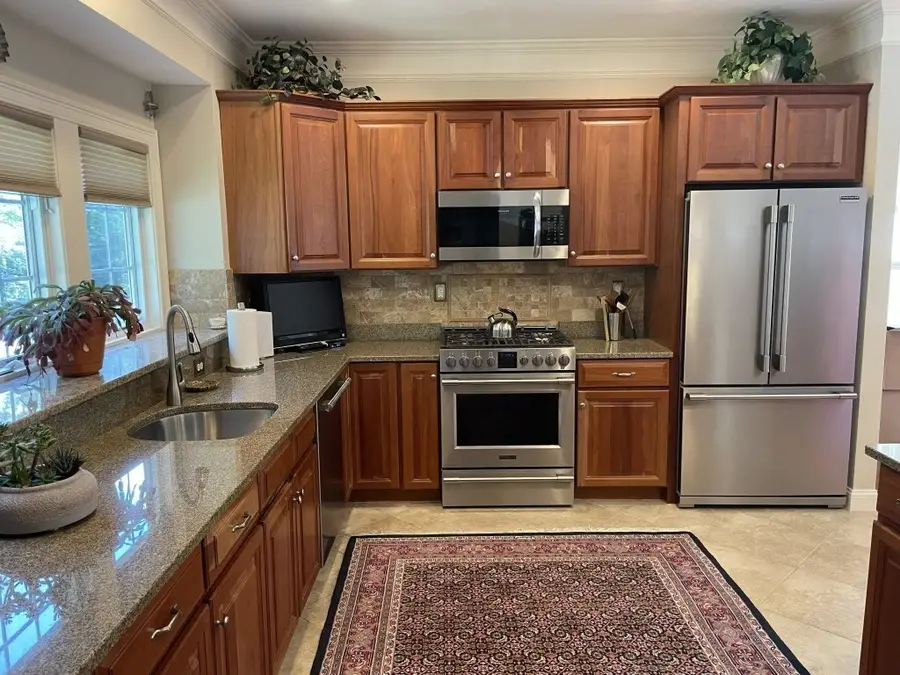 12 Mcneil Circle #12, Hopkinton, MA 01748 - #2