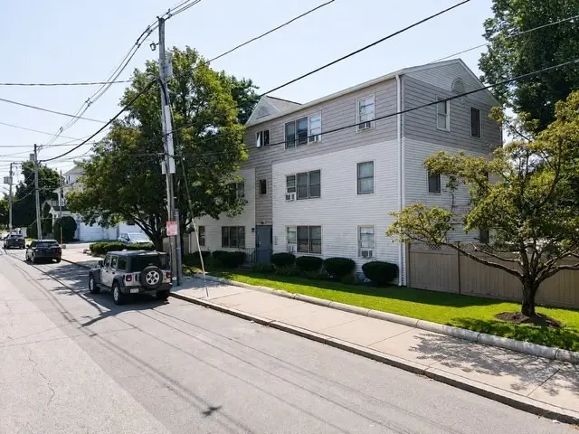 5 Washington St #12, Medford, MA 02155 - #1