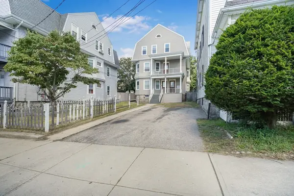 692 Walnut St, Fall River, MA 02720