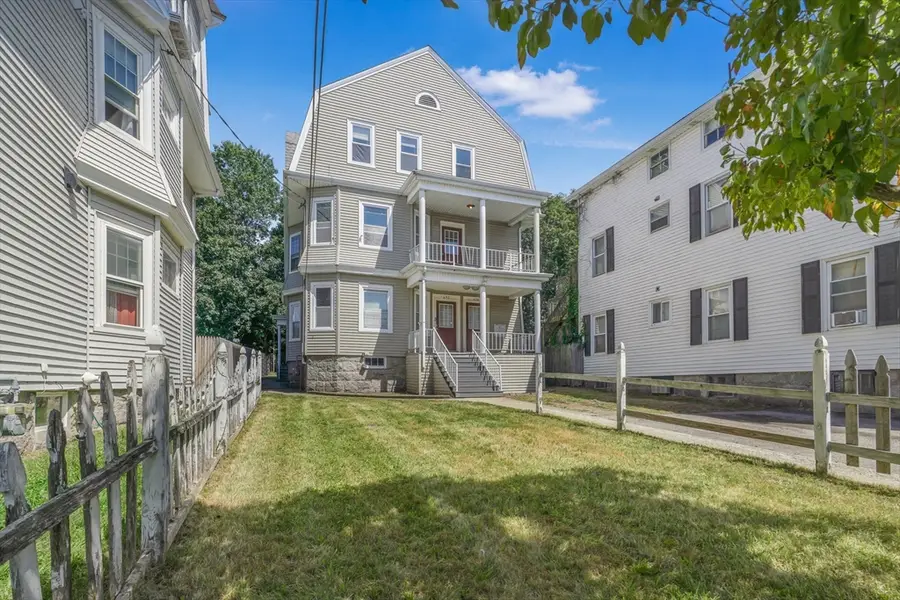692 Walnut St, Fall River, MA 02720 - #3
