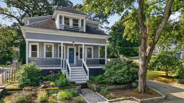 6 Ball, Dartmouth, MA 02747