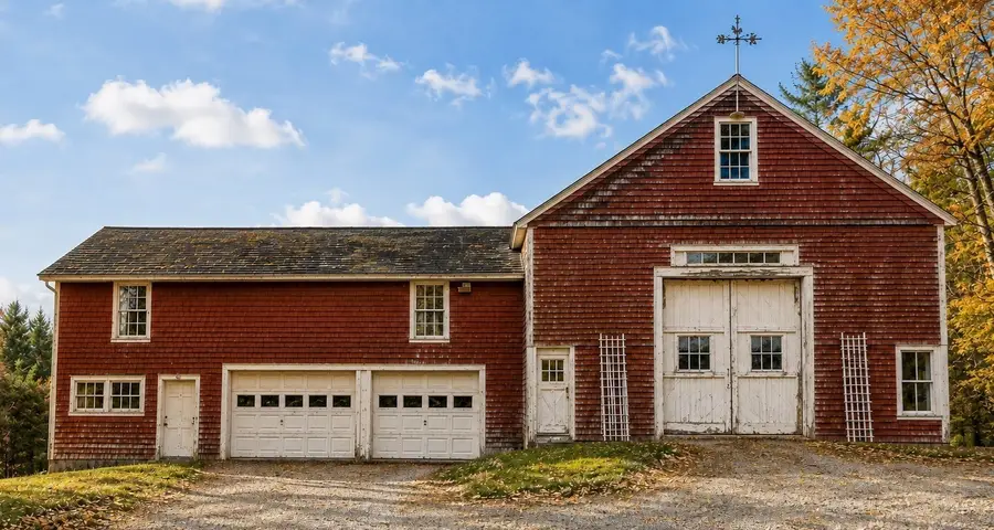15 W Main St, Upton, MA 01568 - #2