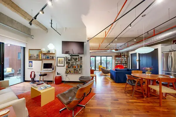 1060 Broadway #114, Somerville, MA 02144