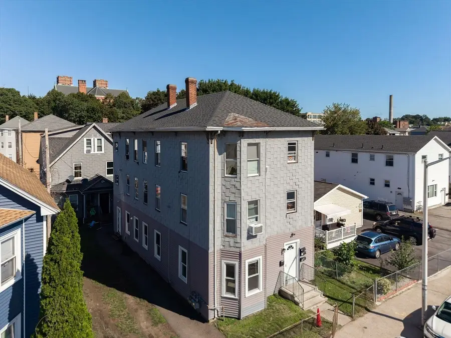 120 Southgate St, Worcester, MA 01603 - #2