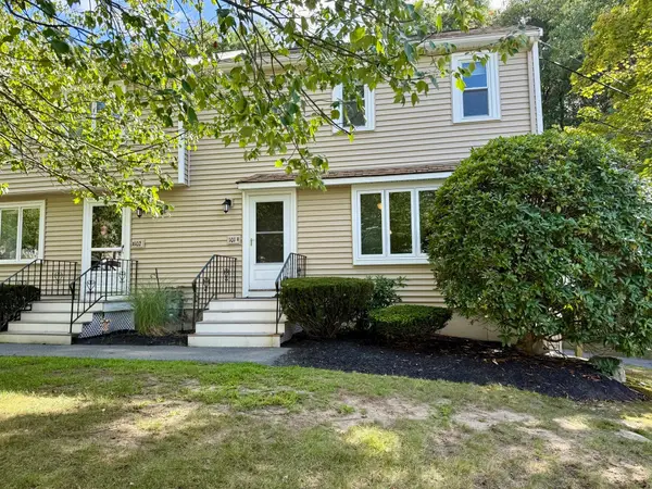 101 Cardinal Lane #101, Tyngsborough, MA 01879