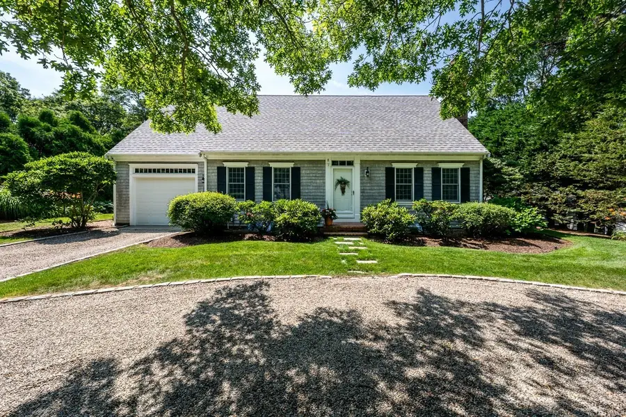 8 Macandrew Dr, Dennis, MA 02638 - #3