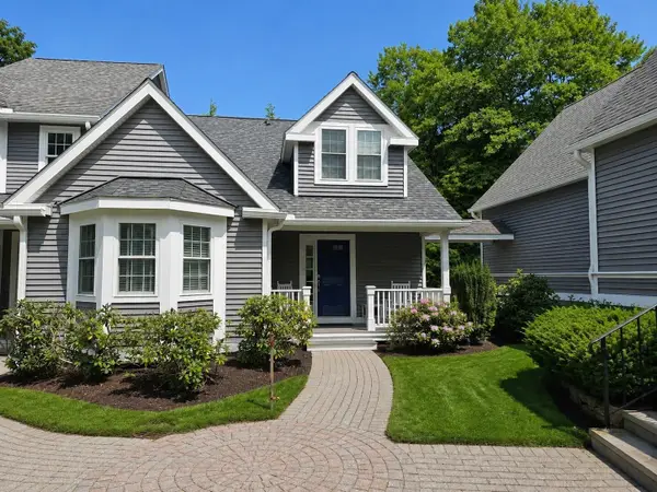 26 Highcroft Way #26, Hopkinton, MA 01748
