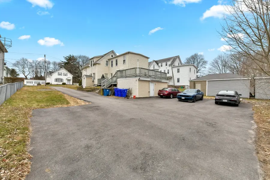 76 Plain St, Taunton, MA 02780 - #3