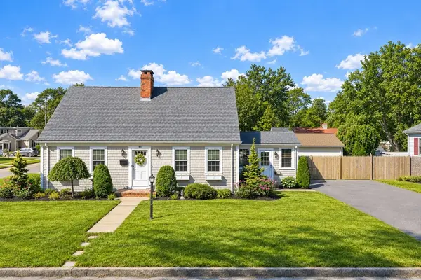 189 Adelaide St, New Bedford, MA 02745