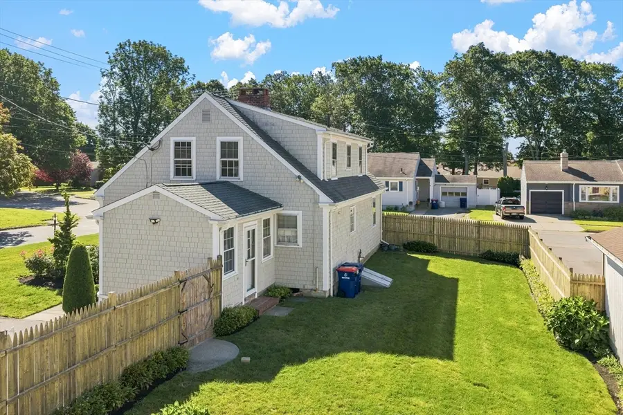 189 Adelaide St, New Bedford, MA 02745 - #3