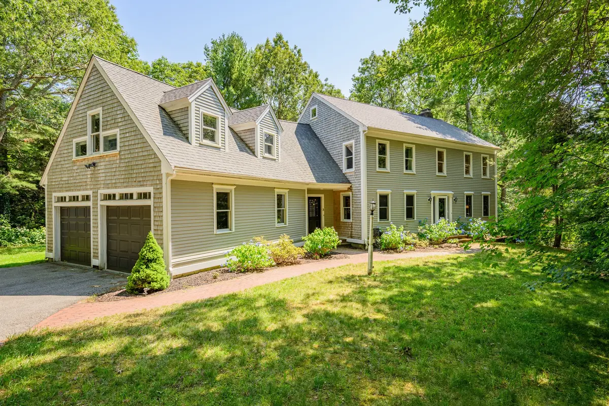 3 Sleepy Hollow Ln, Sandwich, MA 02563 - #1