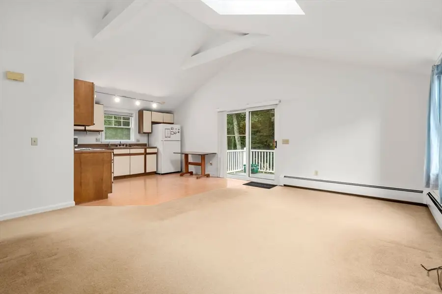12 Winifred Ave, Worcester, MA 01602 - #3