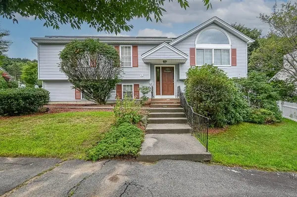 15 Wasilla Dr, Worcester, MA 01604