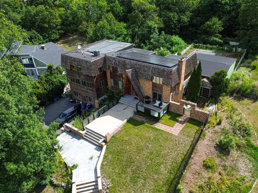 12 Oakridge Dr, Saugus, MA 01906 - #2