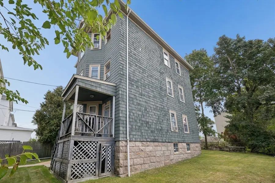 89 Rockland St, Fall River, MA 02724 - #3