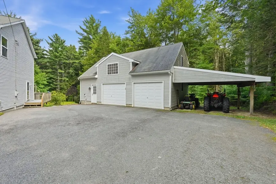 17 Phelps Ln, Goshen, MA 01096 - #3