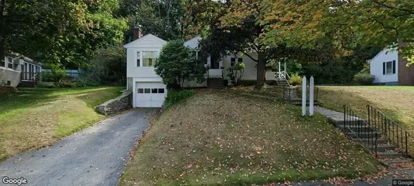 43 Zenith Dr, Worcester, MA 01602
