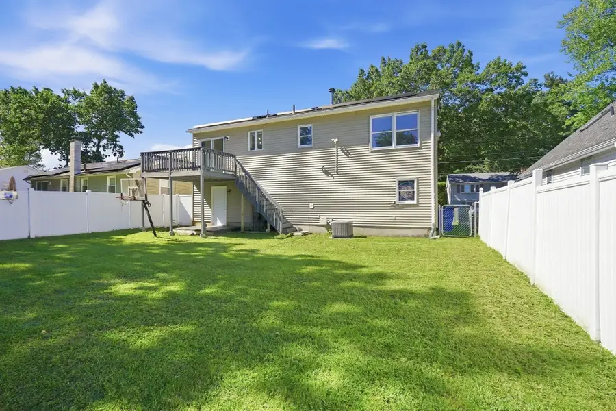 191 Lamont St, Springfield, MA 01119 - #3