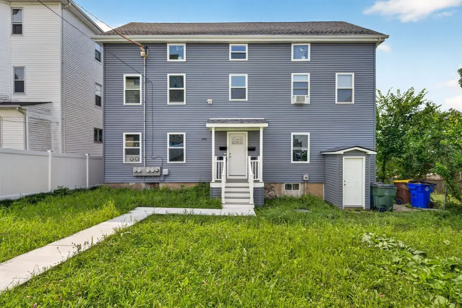 169 Grant St, Fall River, MA 02721 - #3