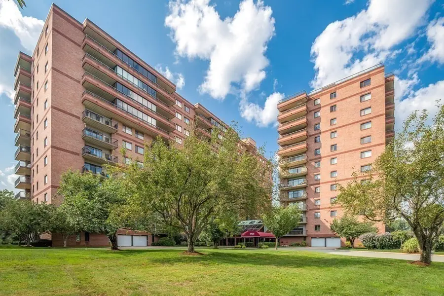 3920 Mystic Valley Pkwy #410, Medford, MA 02155 - #2
