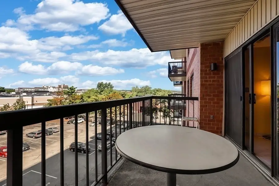 3920 Mystic Valley Pkwy #410, Medford, MA 02155 - #3