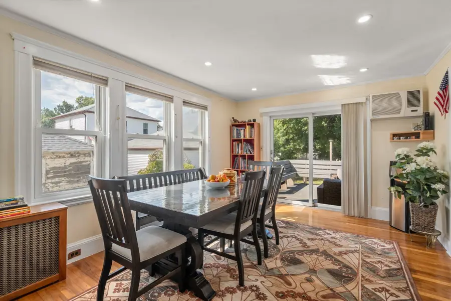 12 Ross St, Medford, MA 02155 - #3