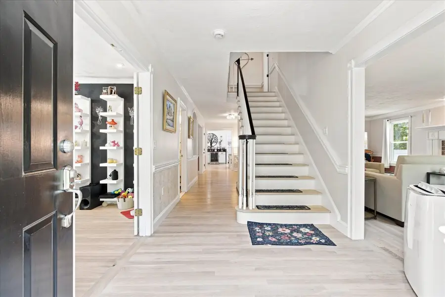 31 Quaker Village Ln, Sandwich, MA 02537 - #3