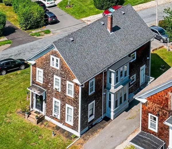 89 North Central Street, East Bridgewater, MA 02333