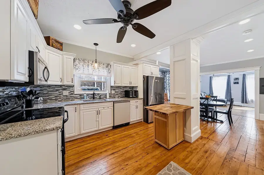 89 North Central Street, East Bridgewater, MA 02333 - #2