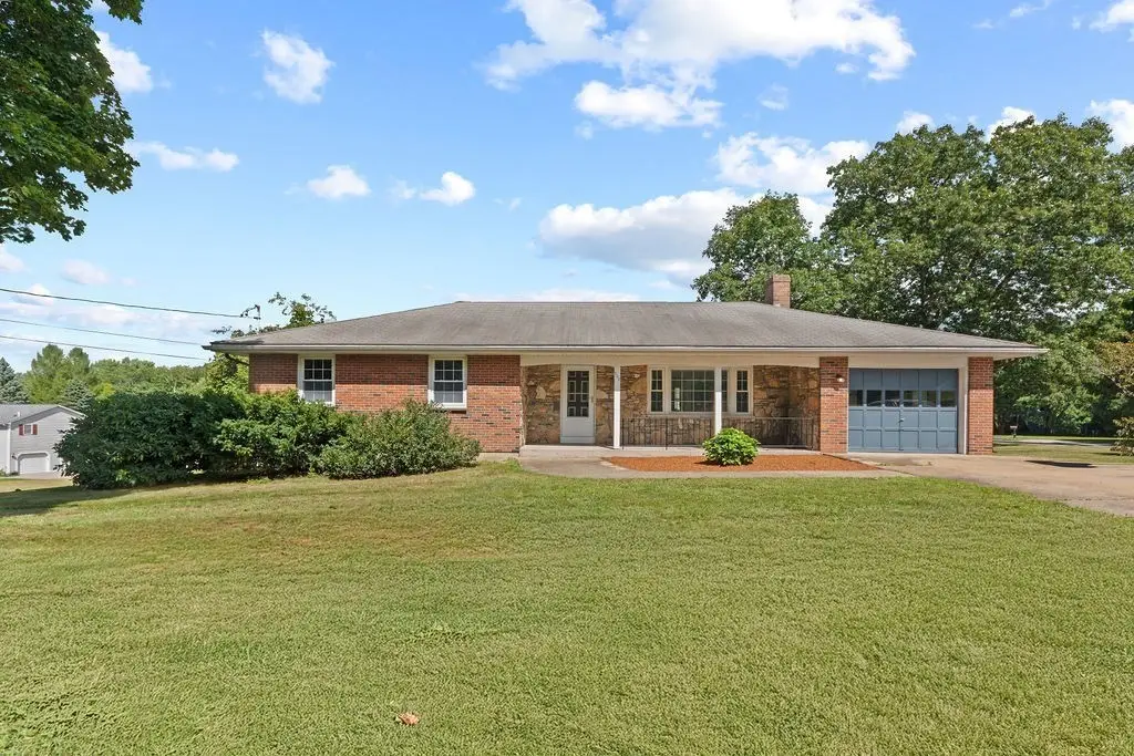 532 Union St, Franklin, MA 02038 - #1