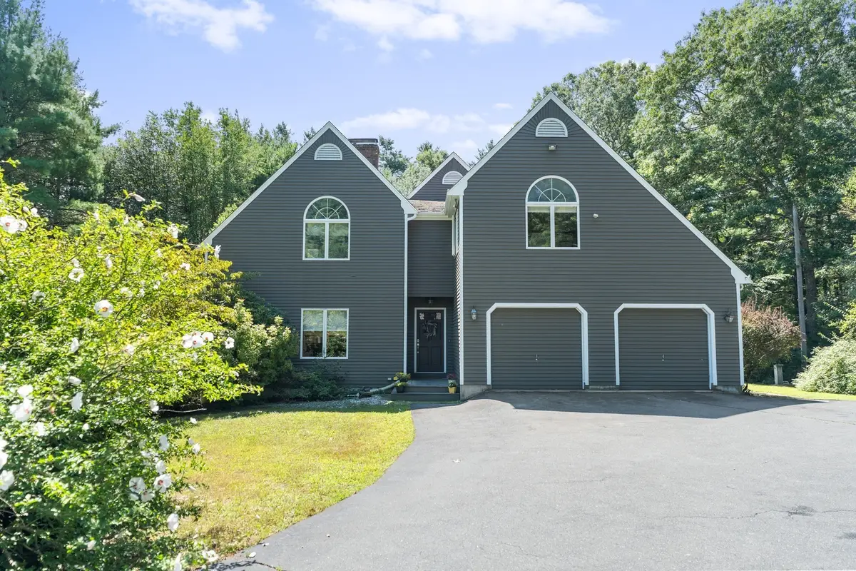 39 Stuart Rd, Rochester, MA 02770 - #1