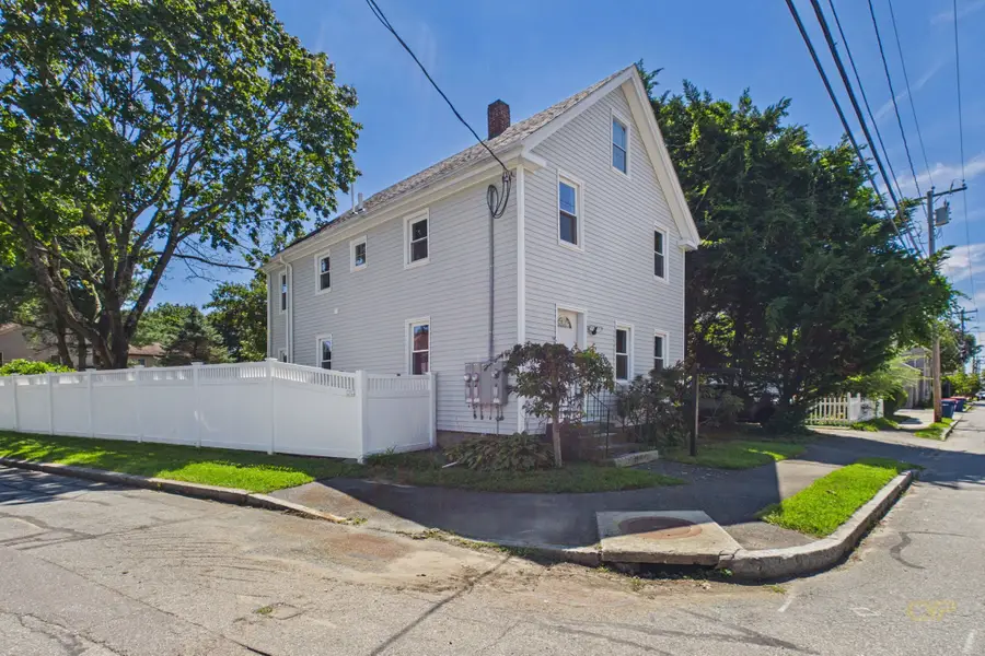 61 Bridge St, Fairhaven, MA 02719 - #2