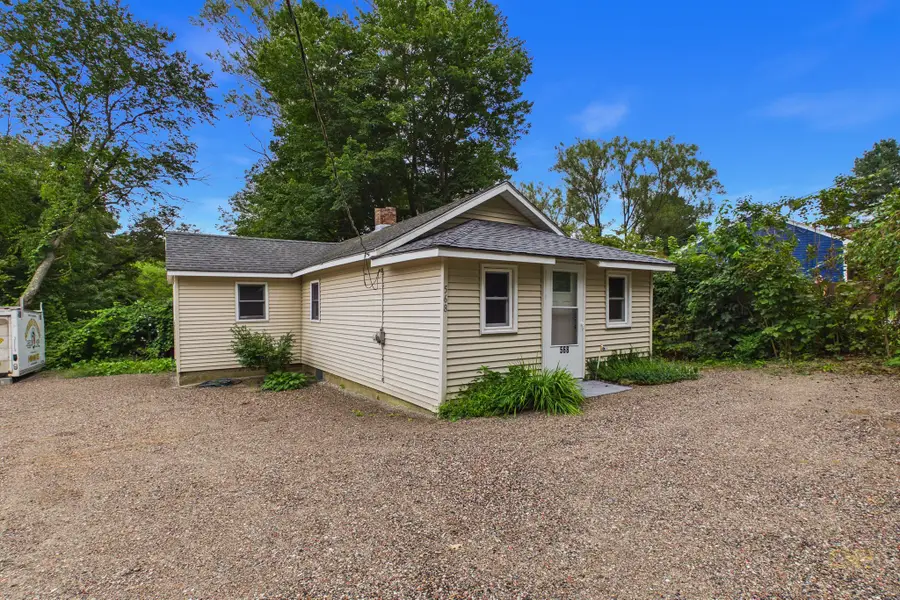 568 Berkley St, Berkley, MA 02779 - #2