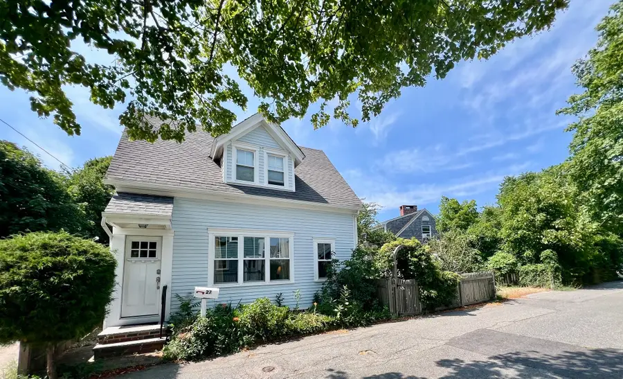 27 Montello St, Provincetown, MA 02657 - #2