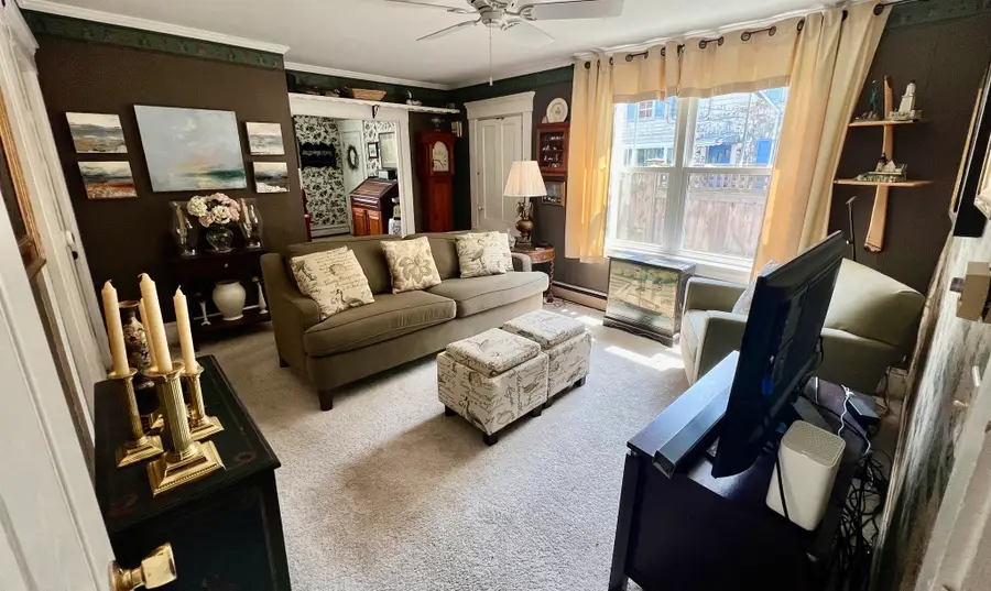 27 Montello St, Provincetown, MA 02657 - #3