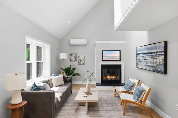 938 Ocean St, Marshfield, MA 02050
