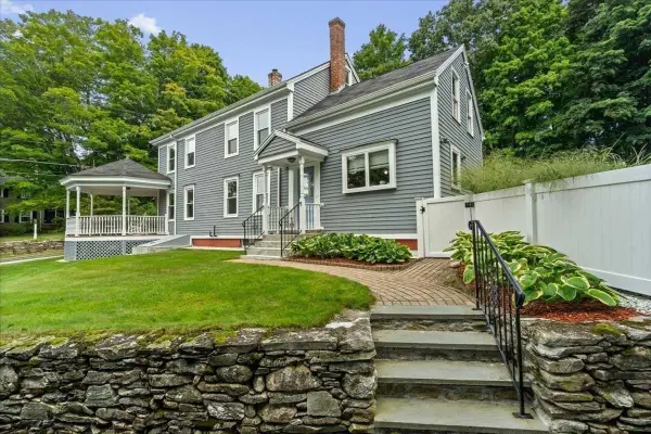 78 Highland St, Holden, MA 01520