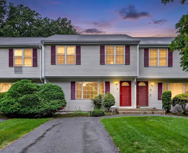 85 Steeple Chase Cir #3, Attleboro, MA 02703