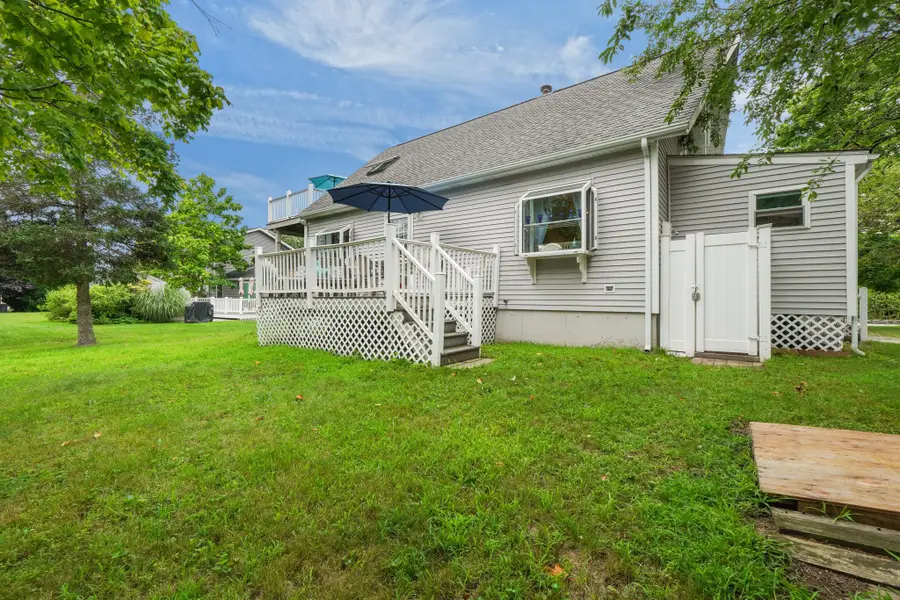 4 Melbourne Dr, Narragansett, RI 02882 - #3