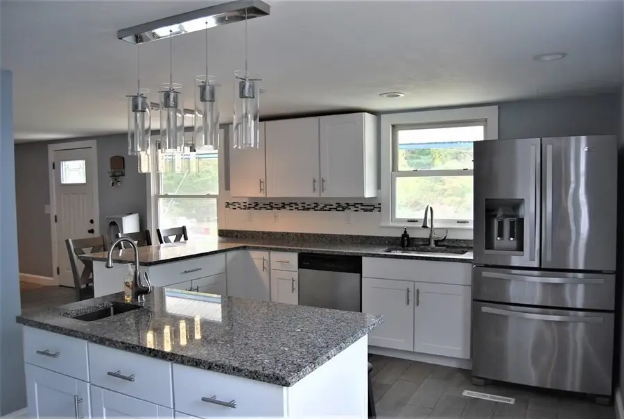 111 Wareham Lake Shore Dr, Wareham, MA 02571 - #2