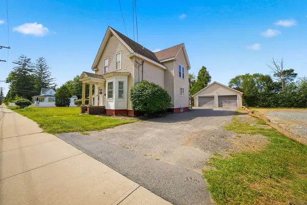 216 Monument, Haverhill, MA 01832