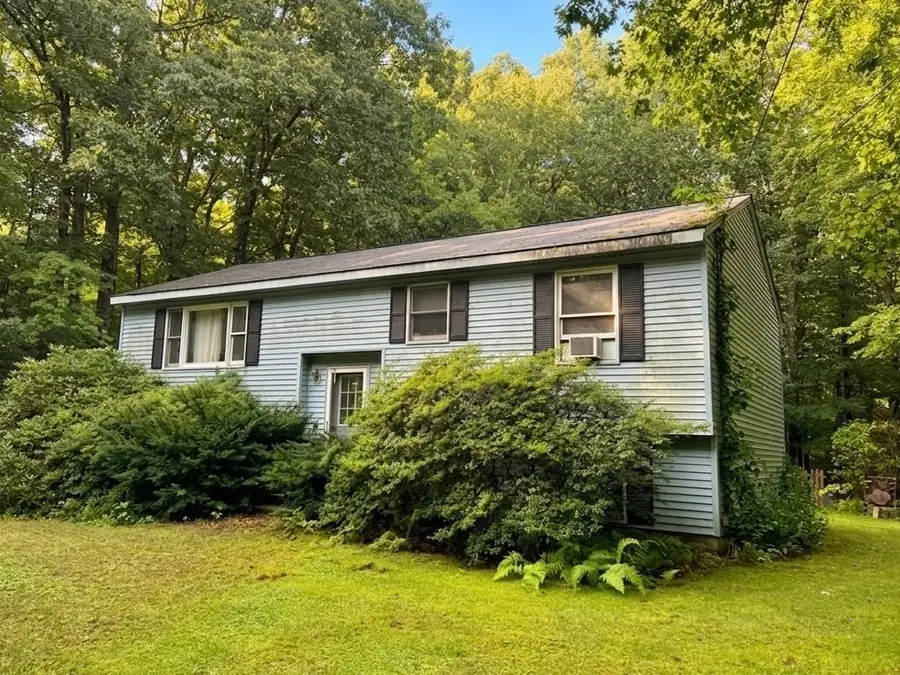 94 Long Hill Rd, Brookfield, MA 01506 - #2