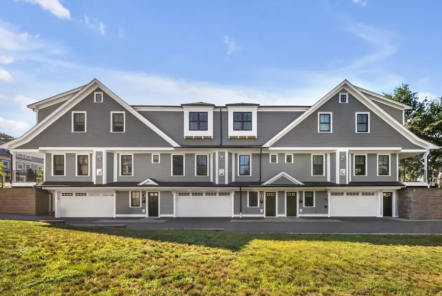 264 Pearl St. #2, Newton, MA 02458 - #2
