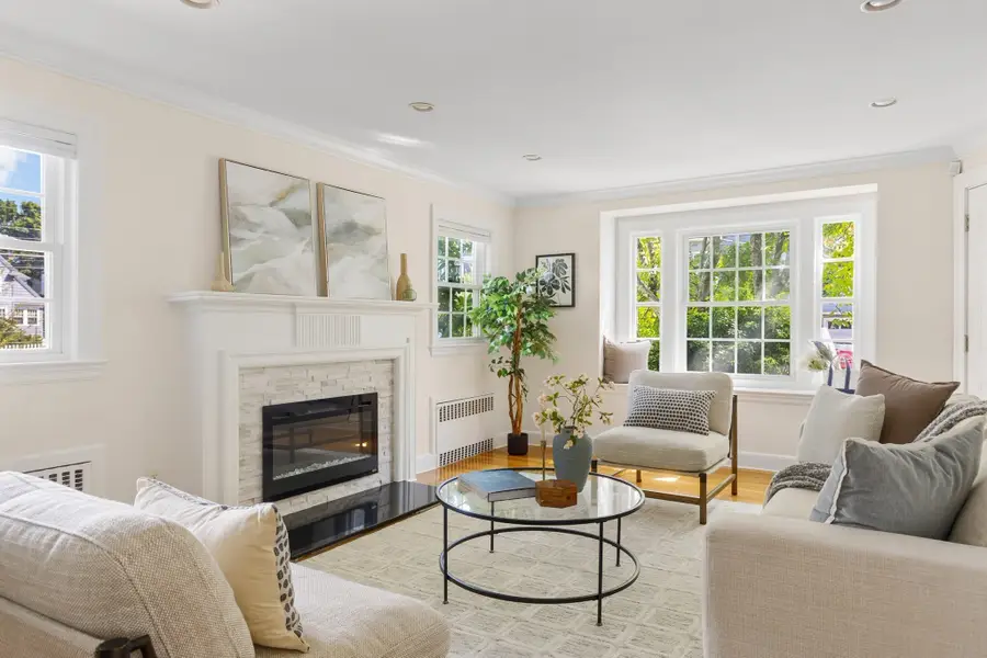 9 Wessex Road #1, Newton, MA 02459 - #3