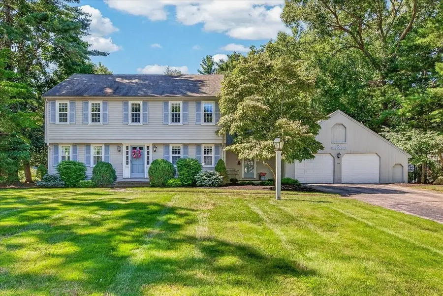 293 Mayflower Cir, Hanover, MA 02339 - #2