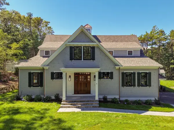 6 Village Dr, Sandwich, MA 02537