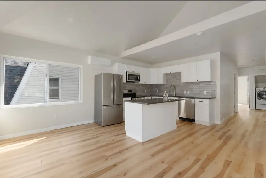 458-460 Smithfield Ave, Pawtucket, RI 02860 - #3