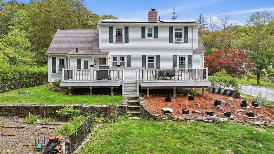 153 Lawrence St, Gardner, MA 01440 - #2