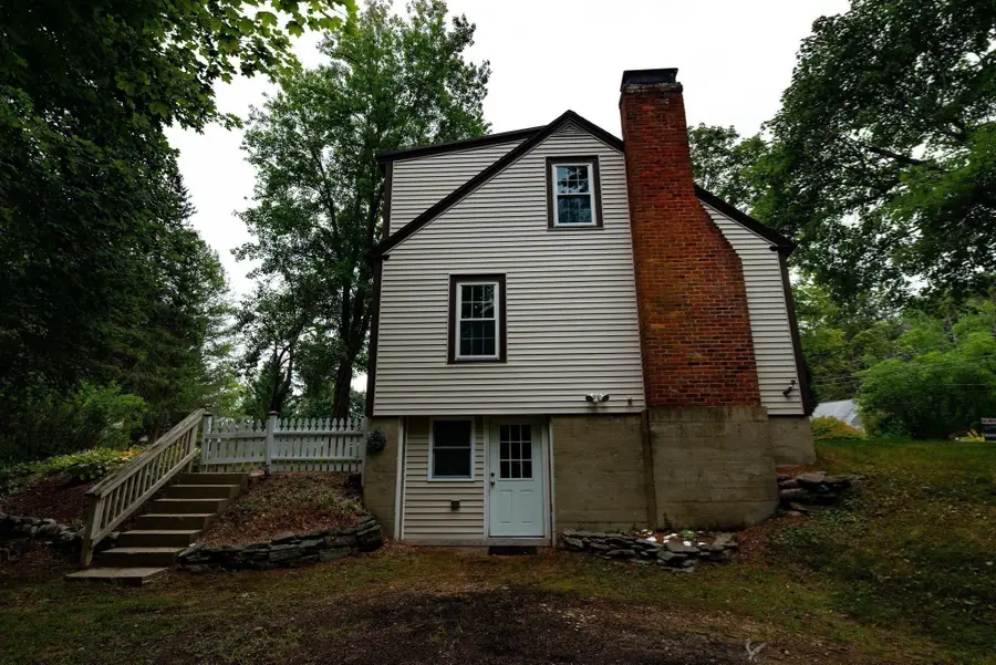 81 Winchester St, Baldwinville, MA 01436 - #3